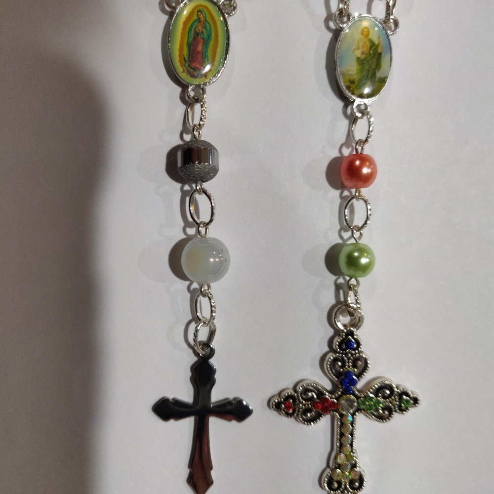 2 PIECES CAR MIRROR ROSARIES - Picture 4 of 4